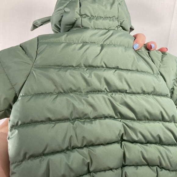GAP baby 3-6 months puffer jacket Grogu *has some marks* - Picture 13 of 16